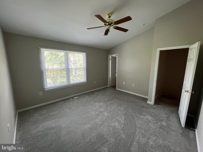Building Photo - 1031 Murdoch Ct