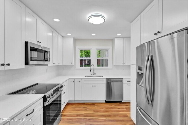 Building Photo - 7613 Norbourne Ave