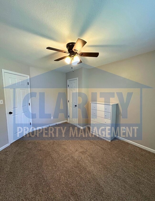 Building Photo - Gorgeous four bedroom home!!
