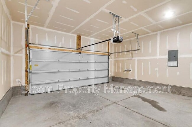 Building Photo - 151 Morning Vw Wy