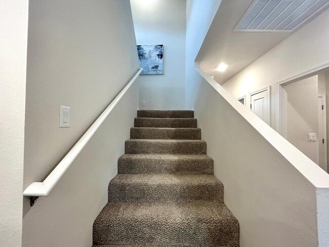 Building Photo - 1218 Tierra Verde Loop