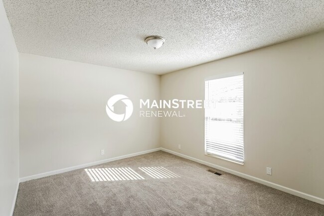Building Photo - 3804 Hillshire Dr
