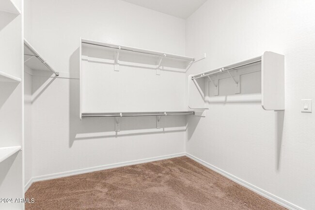 Building Photo - 14549 S 178th Dr