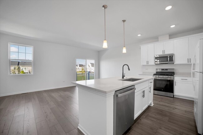 Building Photo - NEW CONSTRUCTION 3BED, 3BATH TOWNHOUSE IN ...