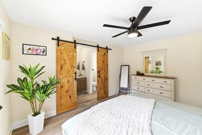 Building Photo - 7210 Towering Oaks Dr