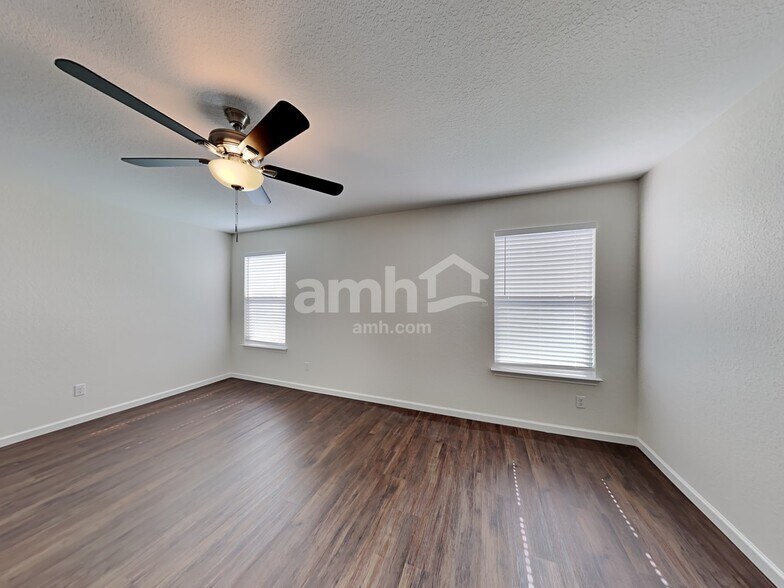 Building Photo - 2417 York Bend