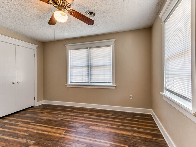 Building Photo - Beautiful 3 bed 2.5 bath home in the Country