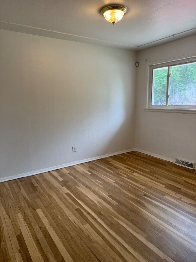 Building Photo - 2467 S Patton Ct