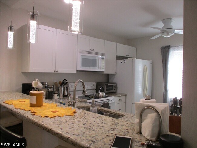 Building Photo - 2684 Kings Lake Blvd