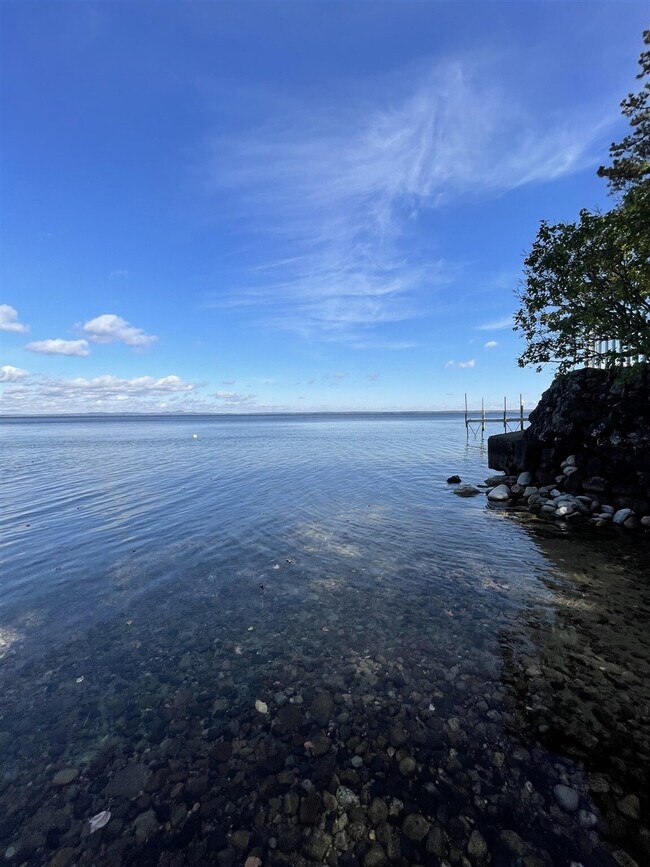 Building Photo - 12 Nancy Ln