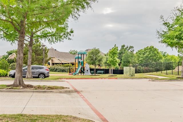 Building Photo - 1640 Bradford Grove Trail