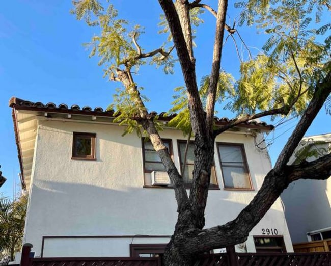 Building Photo - 2910 Grape Street