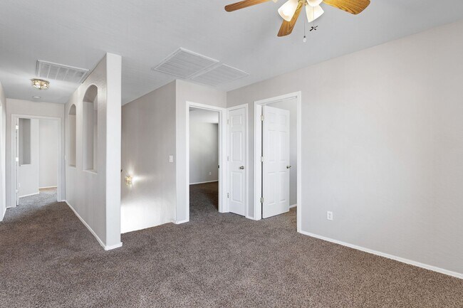 Building Photo - Large two story home in San Tan Heights!