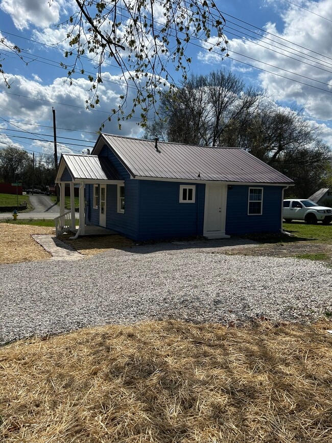 Building Photo - 2913 Brooks Ave