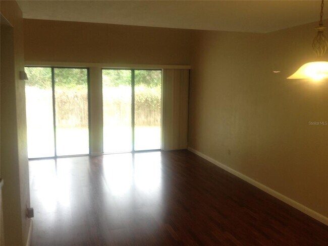 Building Photo - 4224 SW 70th Terrace