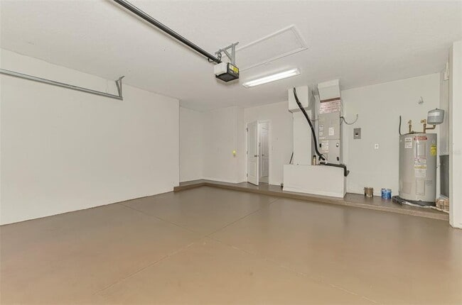 Building Photo - 8705 Monterey Bay Loop