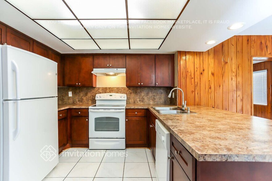 Building Photo - 1772 NW 38th St