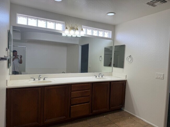 Building Photo - Flag Homes - 029
