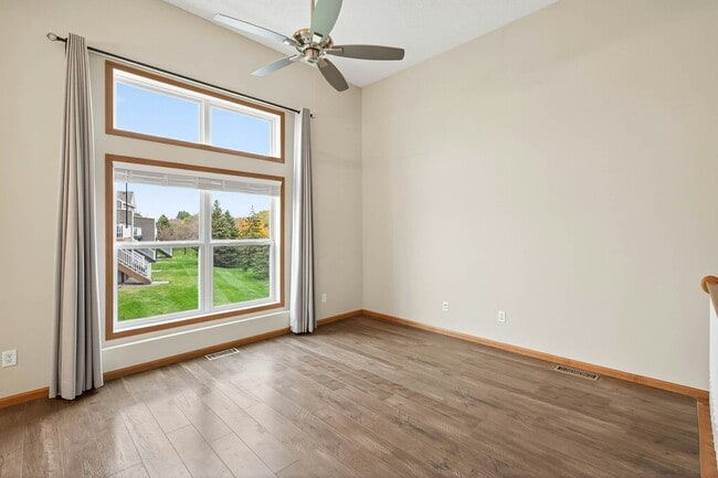 Building Photo - 7104 Merrimac Ln N