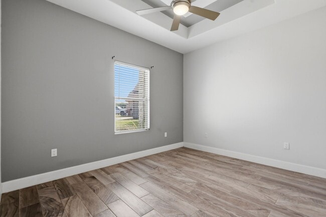 Building Photo - 16584 Barnes Ct