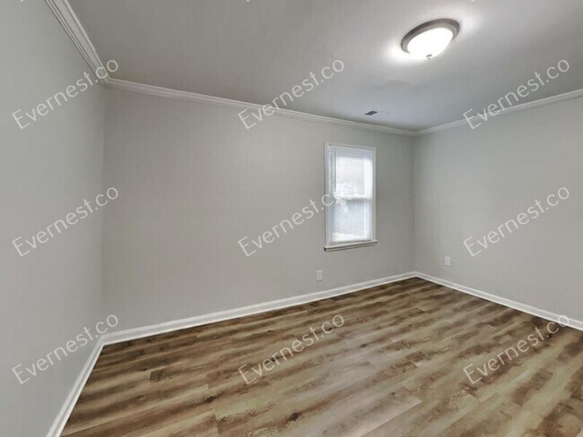 Building Photo - 2168 Rexford Dr