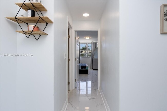 Building Photo - 3527 NE 168th St