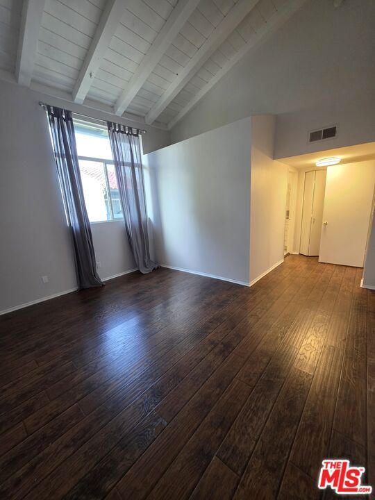 Building Photo - 4866 1/2 McConnell Ave