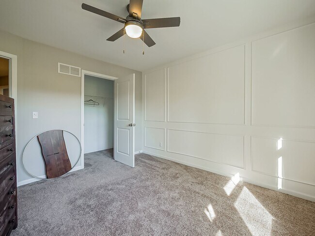 Building Photo - Move-In Ready 3-Bedroom Home in Prime Downtown Brighton!