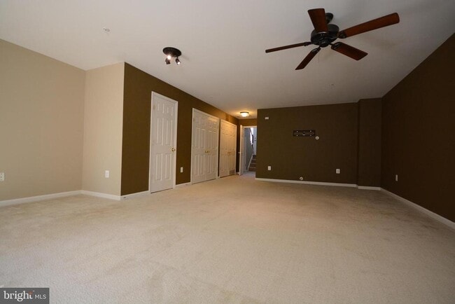 Building Photo - 421 Green Fern Cir