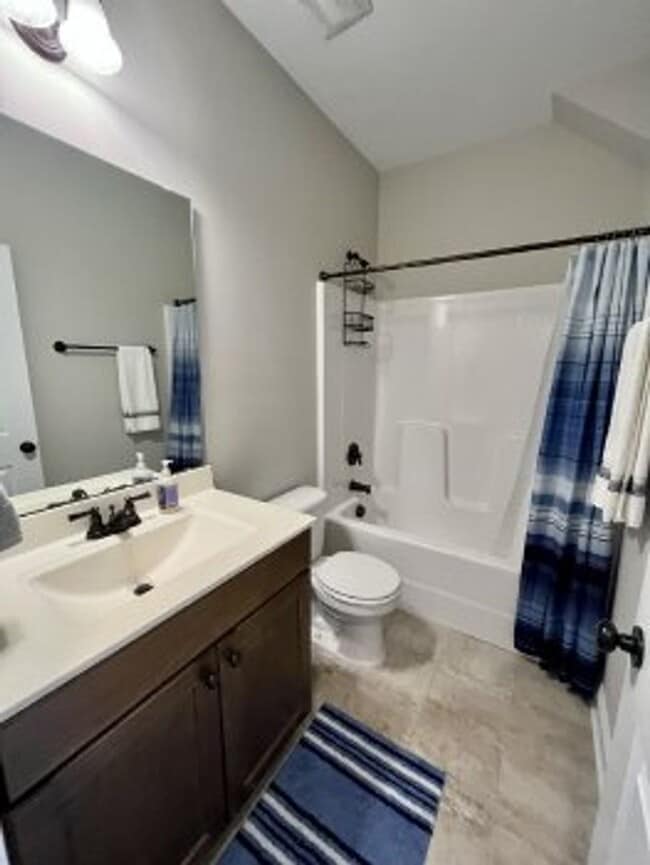 Building Photo - 187 Peytons Ridge Dr