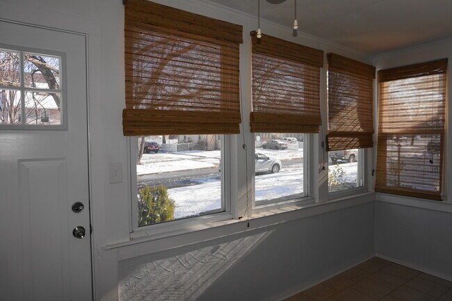 Building Photo - Completely Renovated 3 Bedroom w/ Garage i...