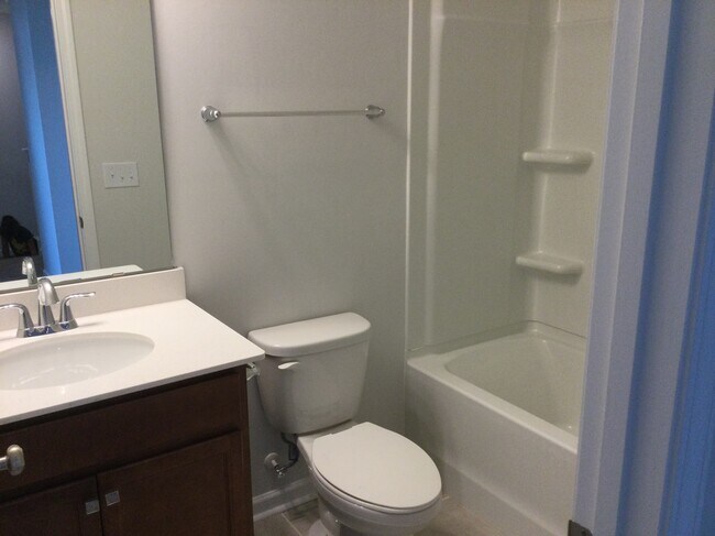 3rd floor full bathroom - 208 Hickory Plains Rd