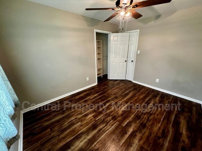 Building Photo - 103 Newman Dr