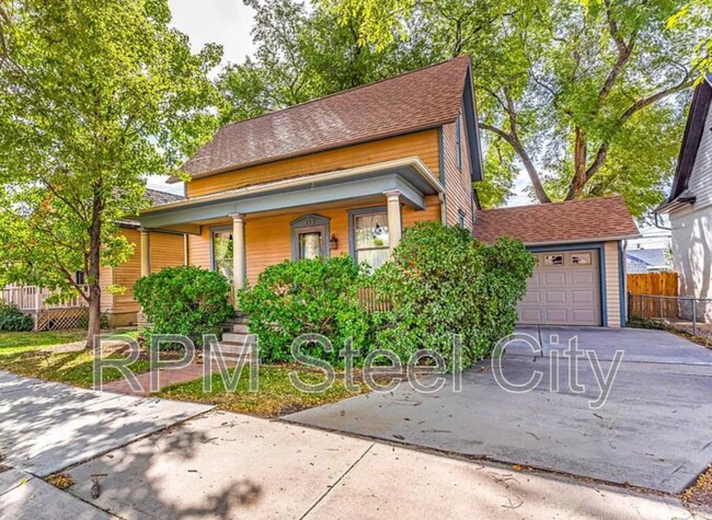 Primary Photo - 512-512 1/2 W 10th St