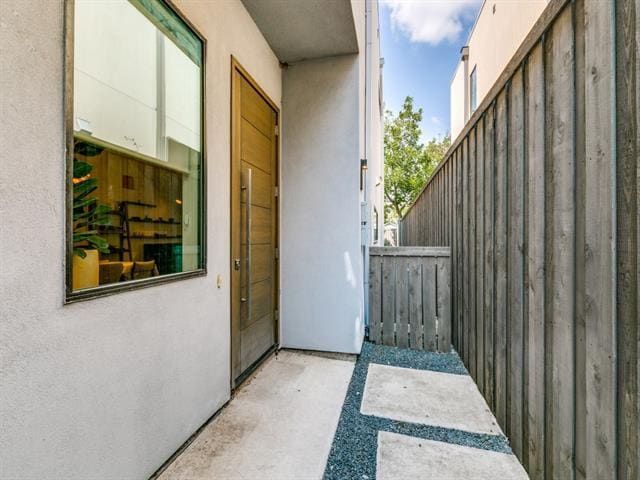 Building Photo - 1847 Euclid Ave