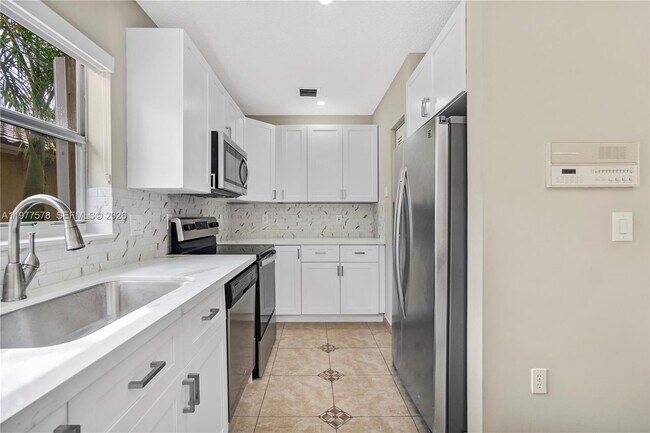 Building Photo - 15561 SW 144th Terrace