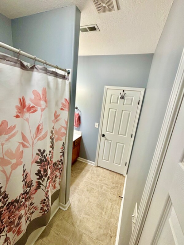 Building Photo - 169 Alexander Blvd