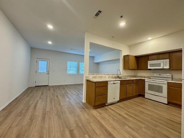 Building Photo - 2801 W Mockingbird Ln