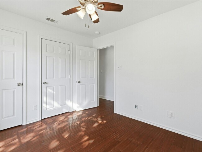 Building Photo - 8430 Cripple Creek Dr