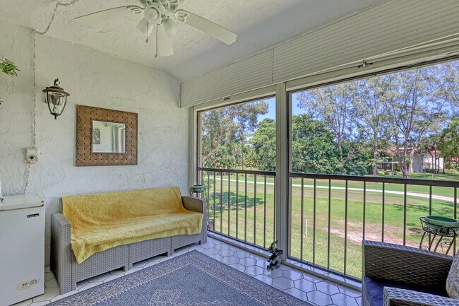 Building Photo - 21662 Arriba Real