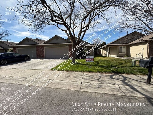 Building Photo - 7325 N Duncan Ln