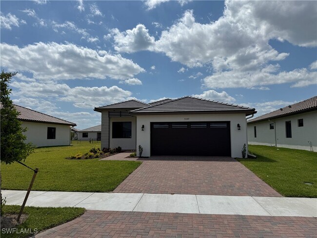 Building Photo - 5109 Panella Ave