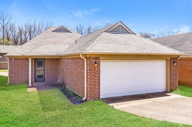 Building Photo - 1021 Crayton Ridge Dr