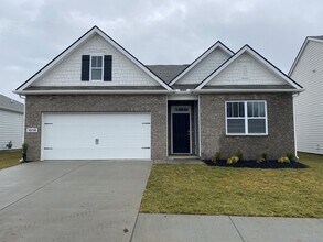 Building Photo - Nice Four Bedroom Home in Lebanon