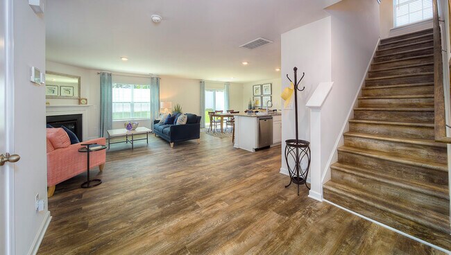 Building Photo - 5620 Harrison Trace Dr
