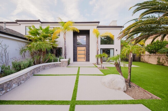 Building Photo - 25879 Chalmers Pl