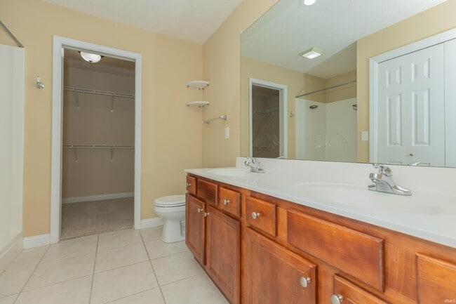 Building Photo - 10599 Tecumseh Dr