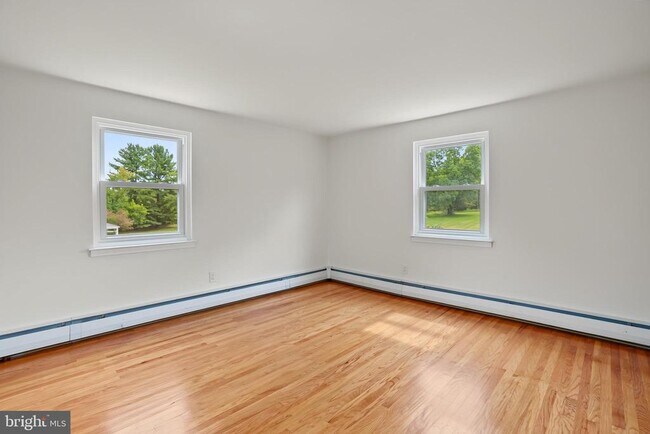 Building Photo - 1324 Quarry Hall Rd