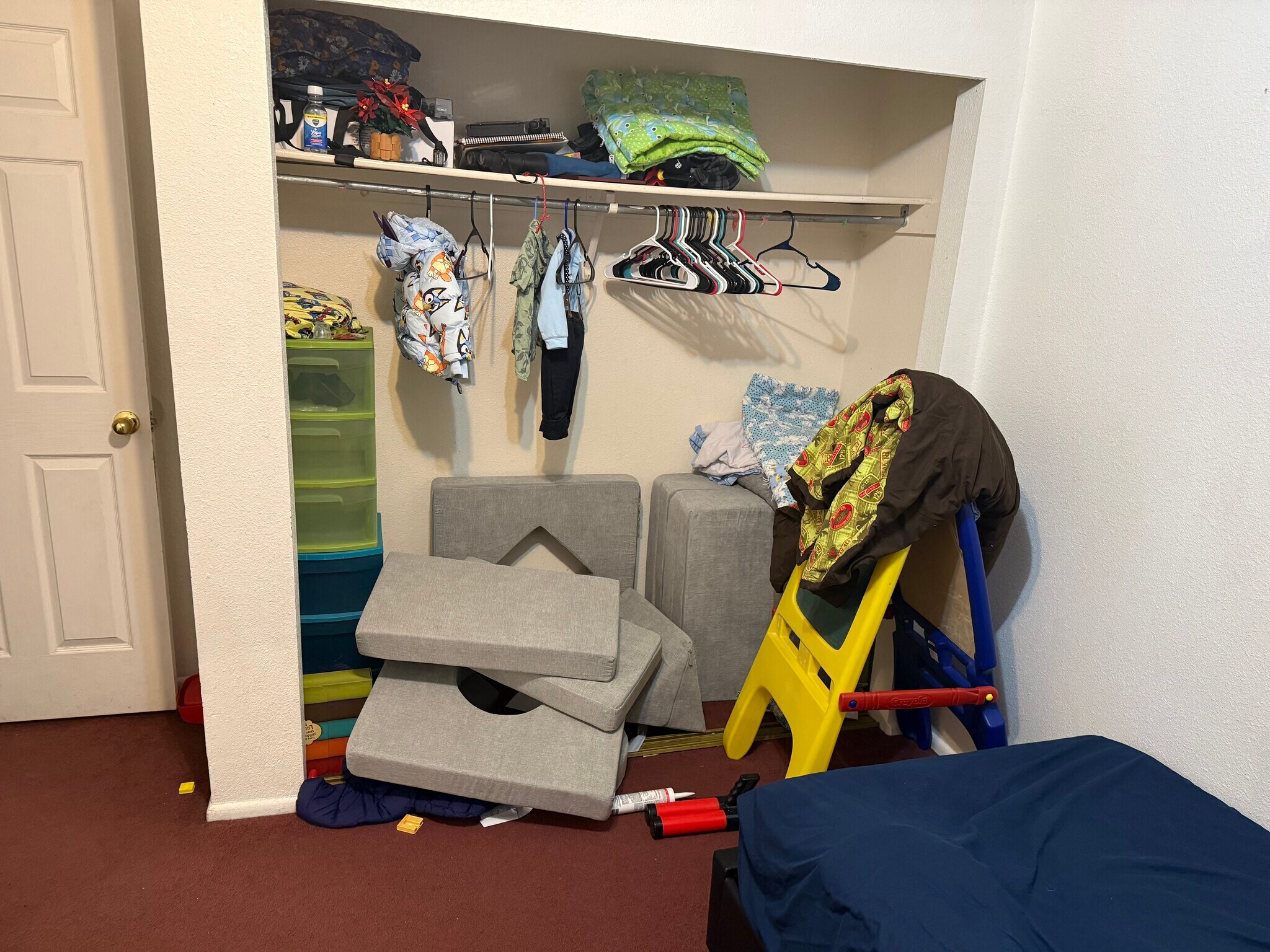 Small bedroom main floor - 7882 W Bridgton Dr