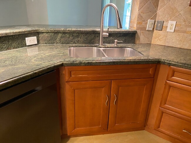 Kitchen view towards Living area - 500 Scotia Dr